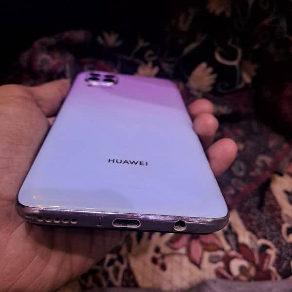 Huawei Nova 7i 8/128 Gb box and charger 2