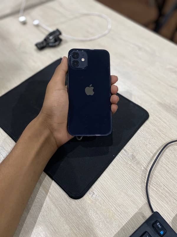 iPhone 12 64gb 0