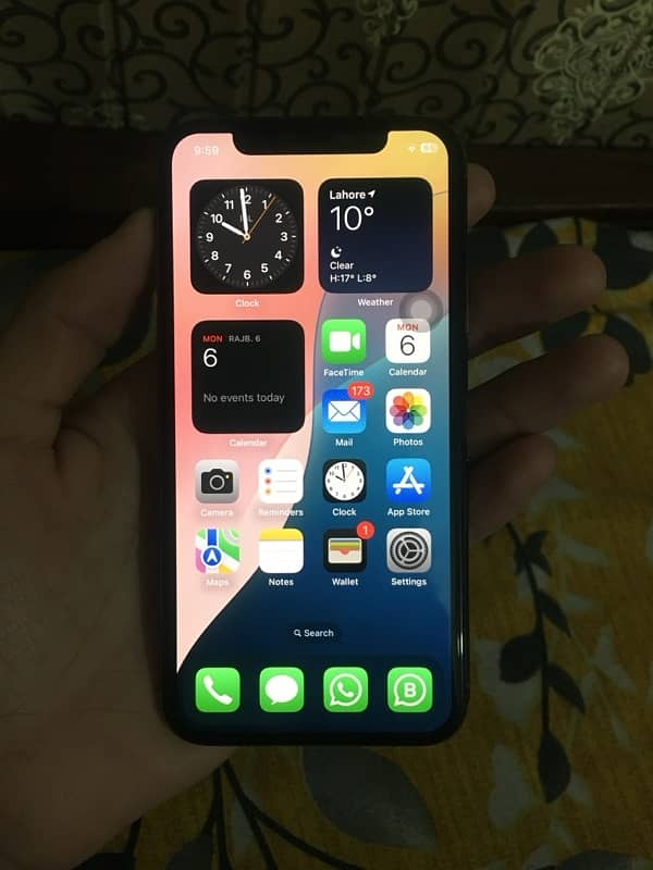 iPhone XS GOLD Non PTA 0