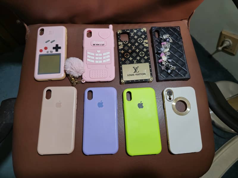 iPhone XR Covers 0