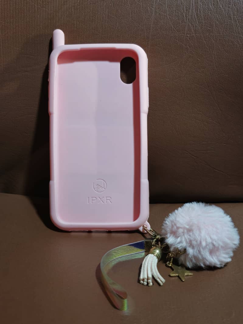 iPhone XR Covers 6