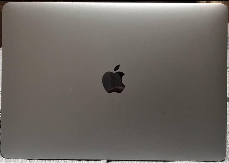 Apple MacBook Pro 2019 ( 16 inch Display ) 0