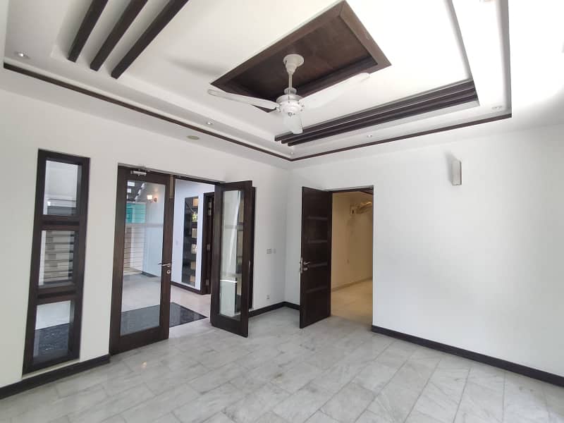 One Kanal Slightly Used Modern House Available For Rent In DHA Phase 03 8