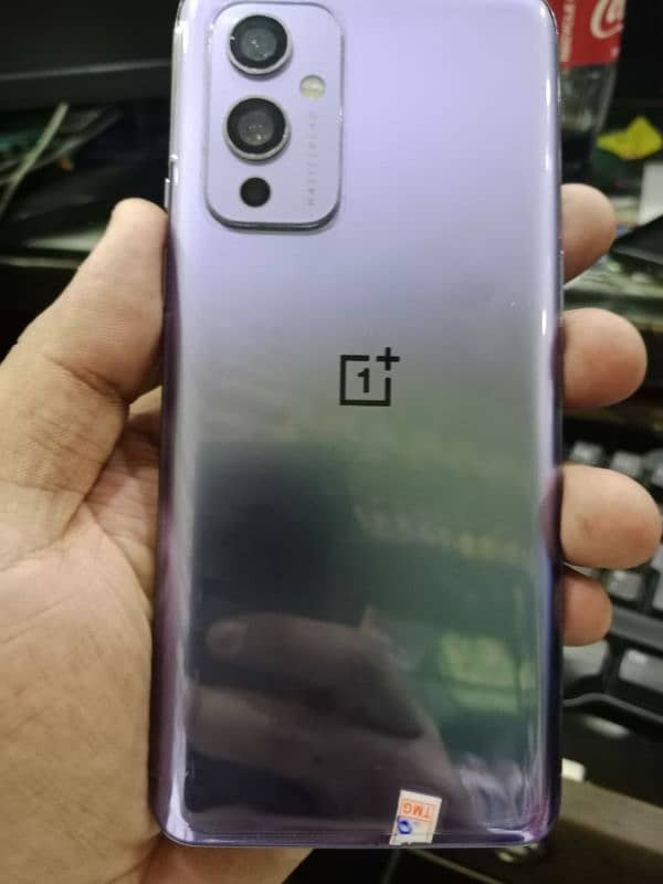 OnePlus 9 5g 1