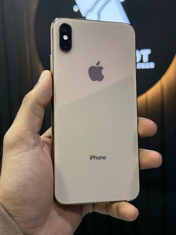 Iphone xs max Gold dual sim pta approved with box    11 12 13 14 15 16 1