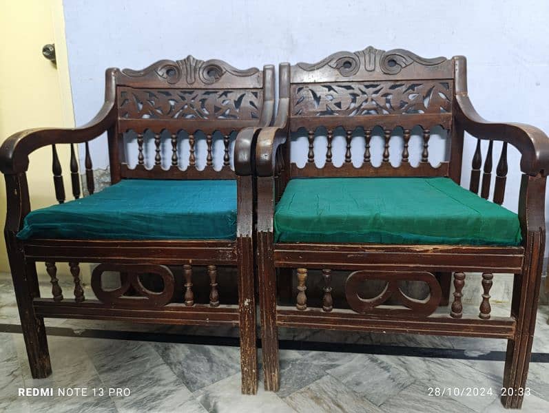 Chinese Sofa set 2+1+1 with Molty foam seats 3