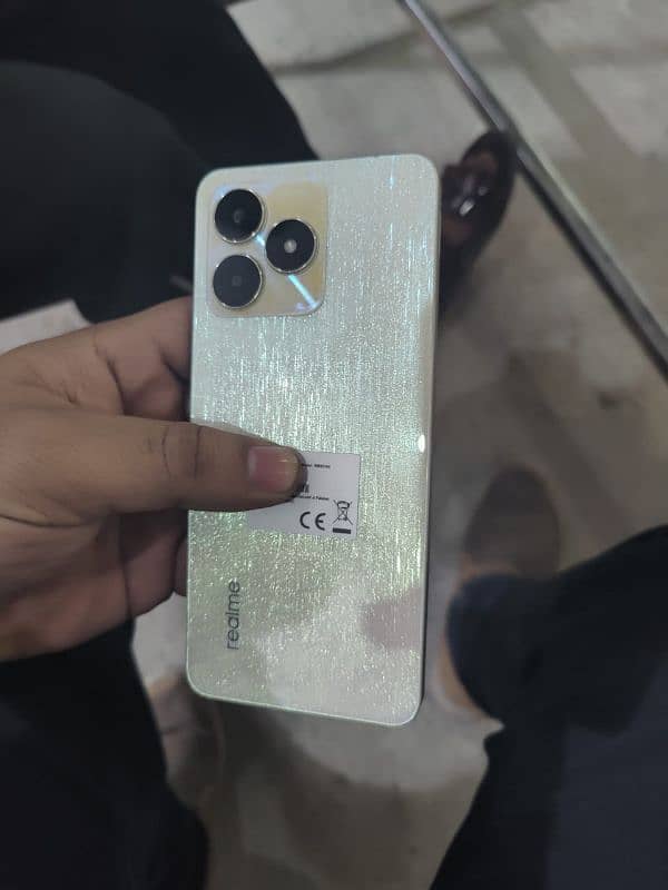 Realme C53 9