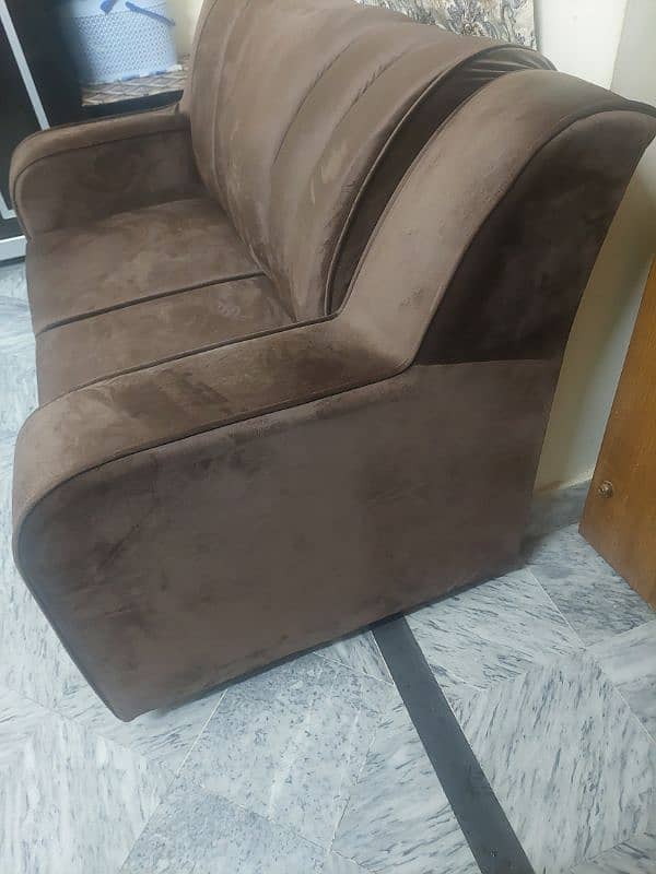 2 seater sofa for sale 0