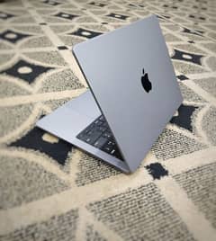 MacBook pto M1 pro 2021