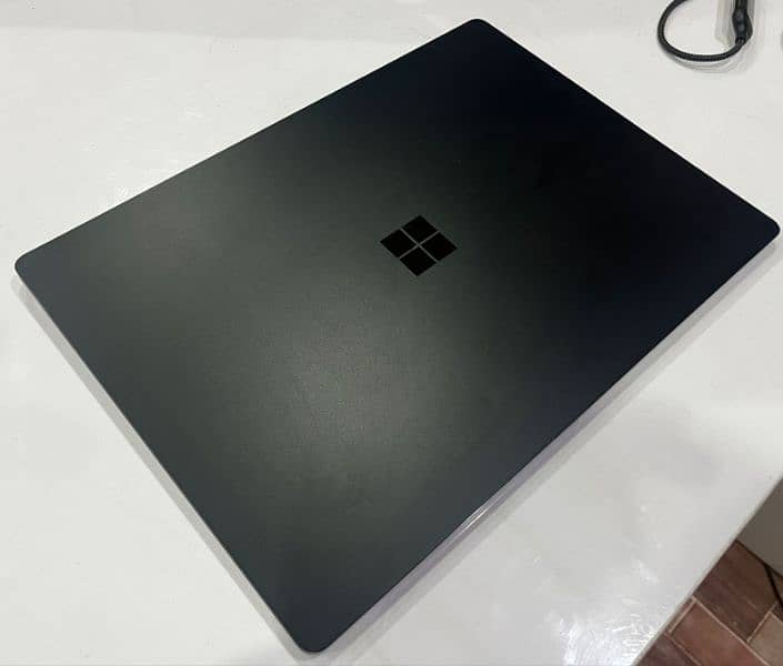 Microsoft Surface Laptop 3 Core i7 10th 32gb ram 1TB ssd fresh import 6