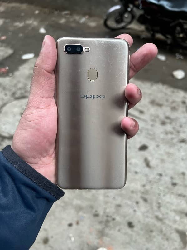 Oppo A5s 64Gb 1