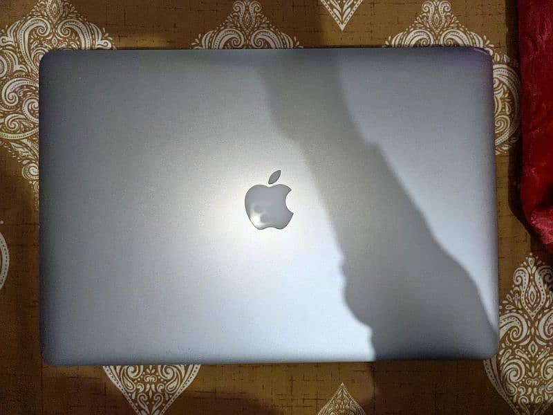 Macbook Pro 2014 15.4 inch Retina Display 1