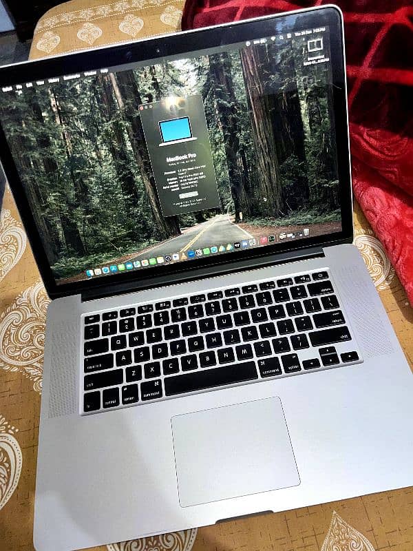 Macbook Pro 2014 15.4 inch Retina Display 3