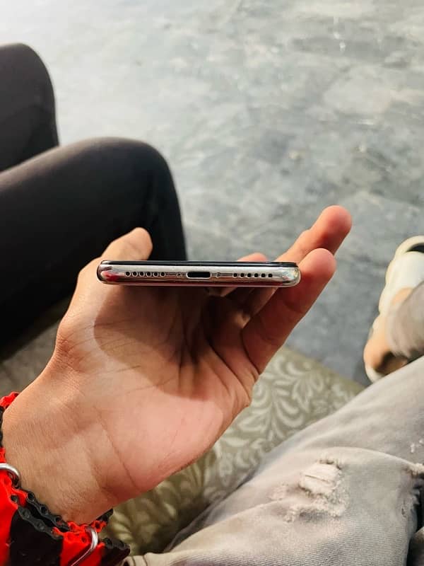 iphone x 256gb pta approved 4