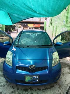 Toyota Vitz 2014