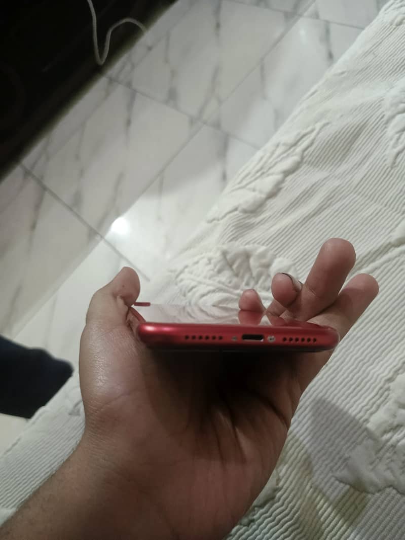 Iphone Xr New Condition  O3O848614O7 5