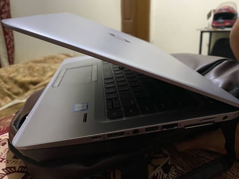 HP EliteBook 840r G4 4