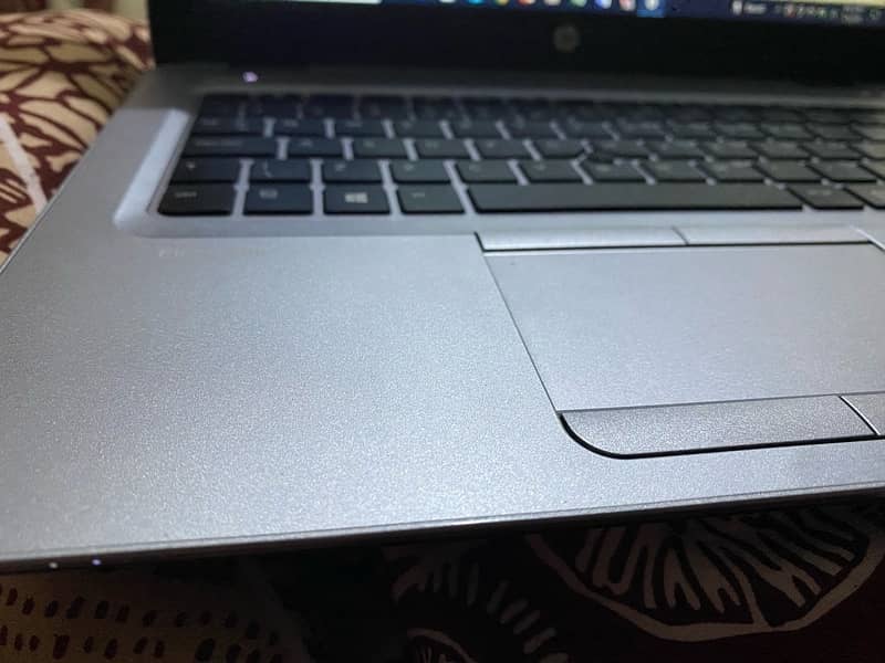 HP EliteBook 840r G4 5