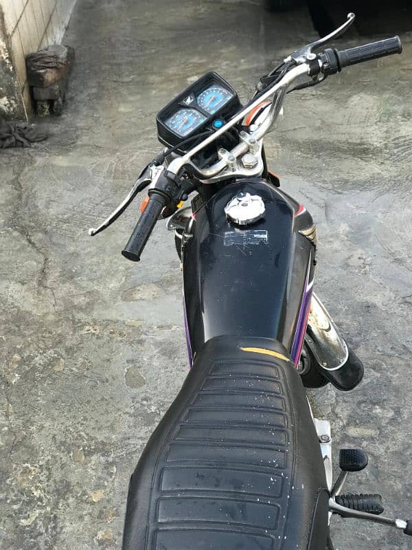 Honda CG 125 2017 5