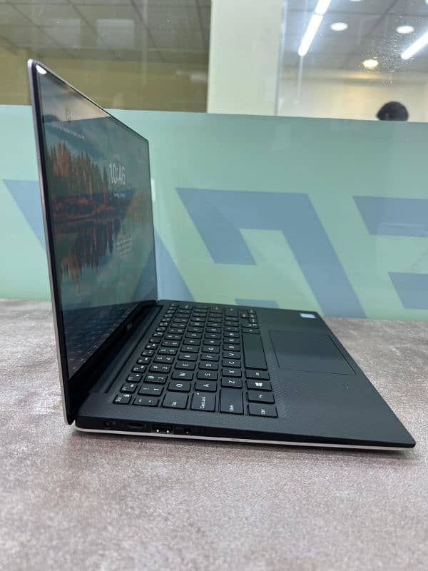 Dell xps 13 9360 i7-7th 16/256 4k Resolution laptop for sale 2