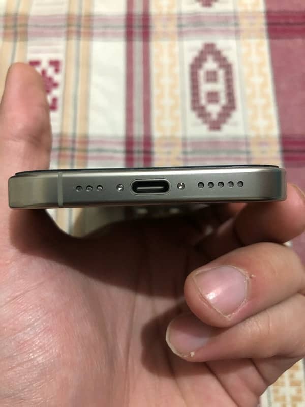 IPhone 16 Pro 256gb 4