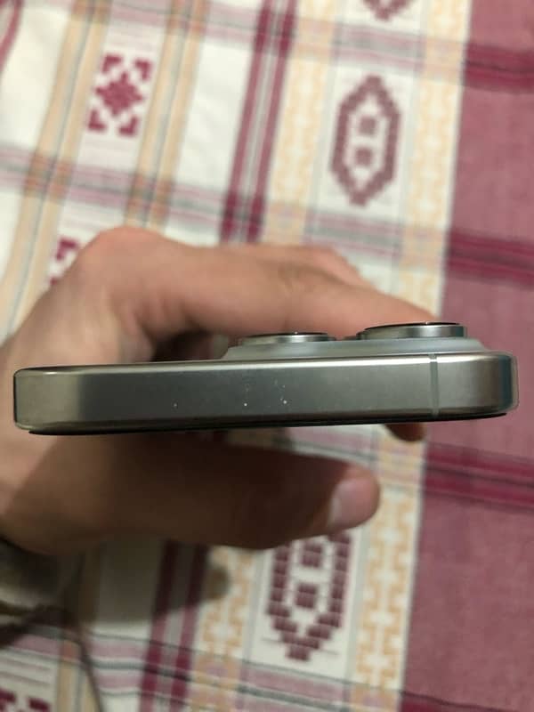 IPhone 16 Pro 256gb 5