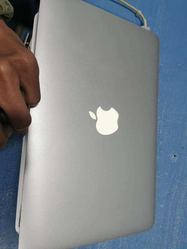 MacBook air 1