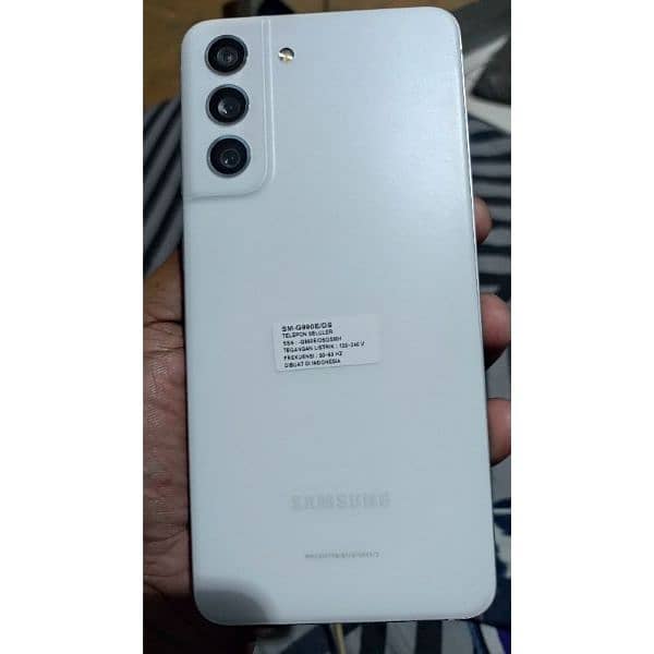 Samsung Galaxy S21FE NON PTA 6 /128 Snapdragon 888 Variant 0