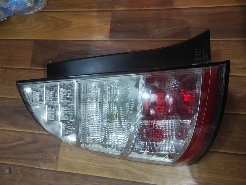 Back Lights Toyota Prius 2007 (UK Varient) 1