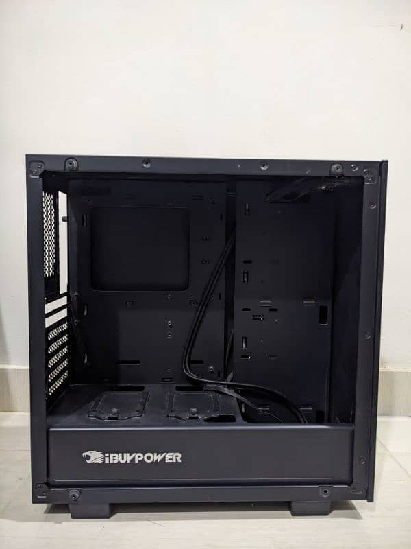 iBuyPower gaming case ATX large size 1