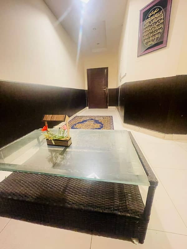 2nd floor flat for rent in Bahria town phase 7 5