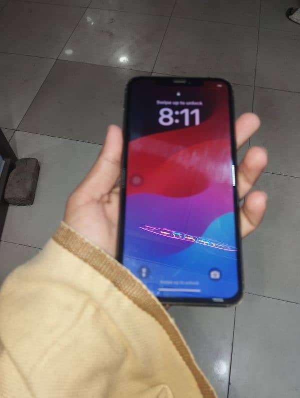 I phone 11 pro max for sale, 9