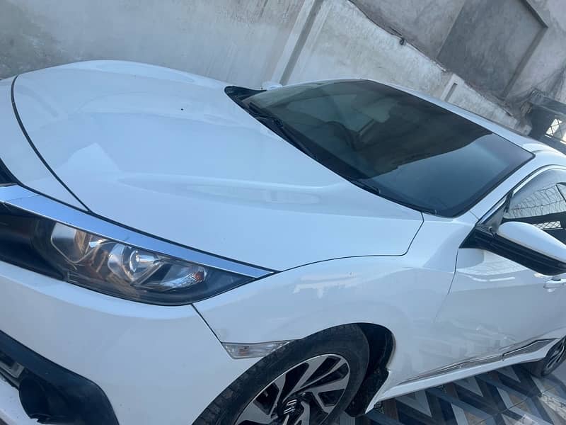 Honda Civic Oriel 2017 4