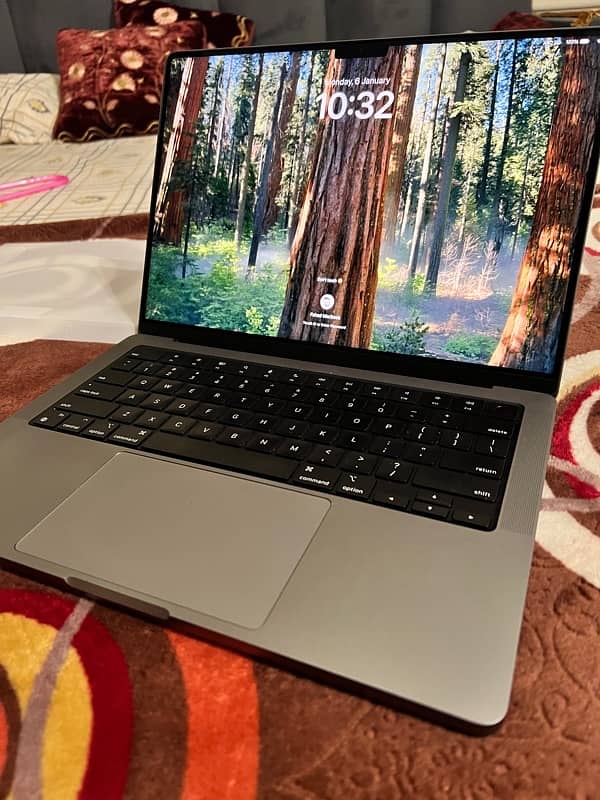 Macbook M2 Pro 16/512gb 14 inch 5