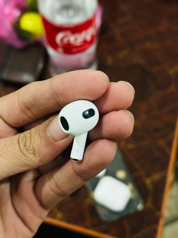 Apple air pods 3rg gen 1