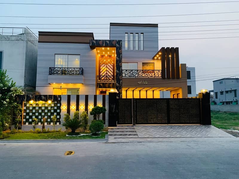 FOR SALE HOUSE BRAND NEW 1 KANAL DOUBLE STORY MODERN STYLE HOUSE NESPAK SOCIETY PHASE 3  TOP LOCATION GOOD TIME INVESTMENT 0