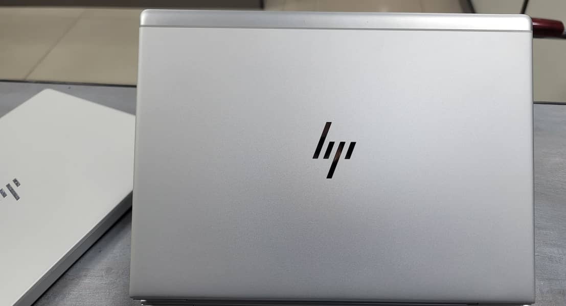 HP EliteBook  830G6 1