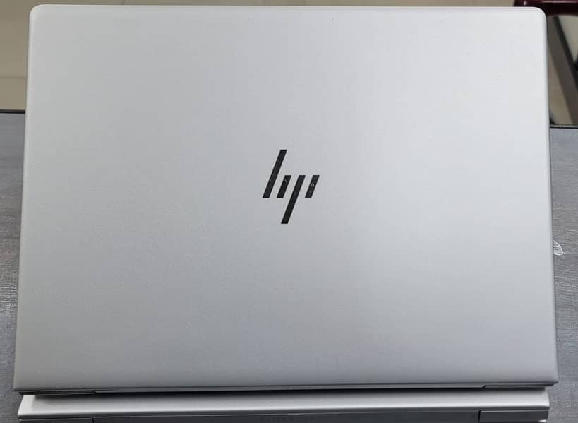 HP EliteBook  830G6 2