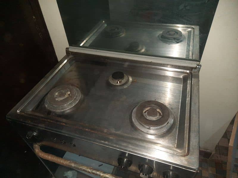 Slightly Used Oven for sale 0