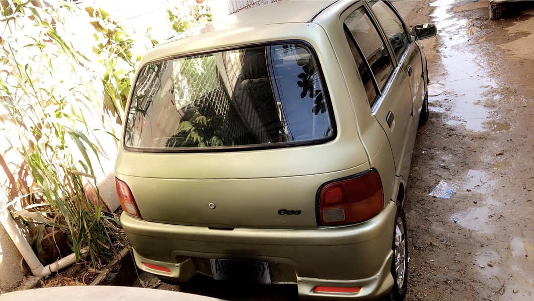 Daihatsu Cuore 2004 3