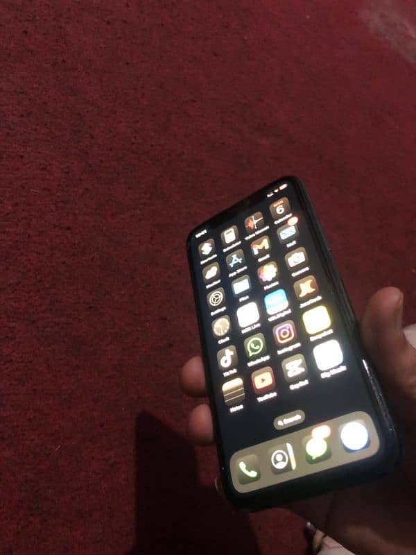 iphone 11 pro 3