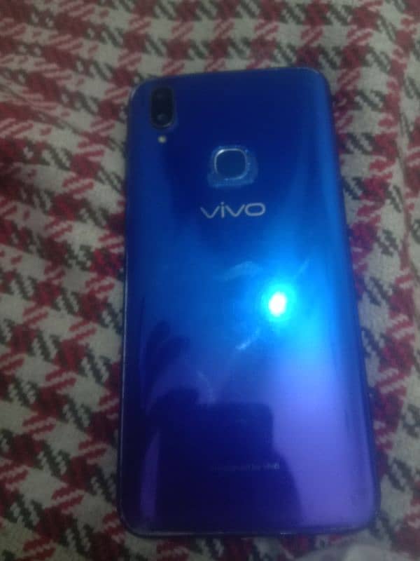 vivo y11 4gb 128 memory 4