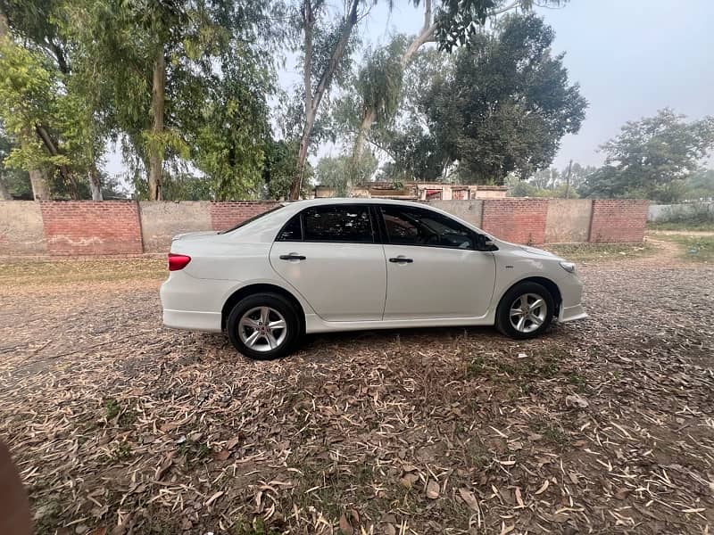 Toyota Corolla XLI 2014 3