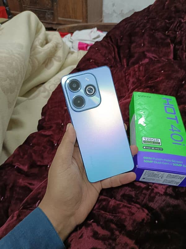 Hot 40i Infinix (8+8/128),,,,03221781446 0