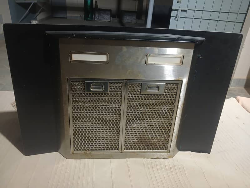 Kitchen Hood for Sale with Accessories Contact: 03218750970 2