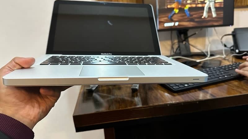 Macbook Pro 2012  13.3 inches 8/128 SSD 6