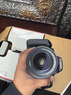 Canon Cemra 1200D Dslr