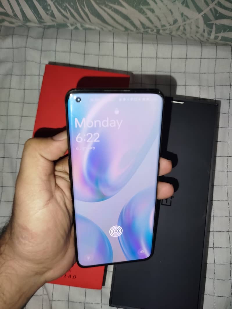 One Plus 10 Pro 5G 4