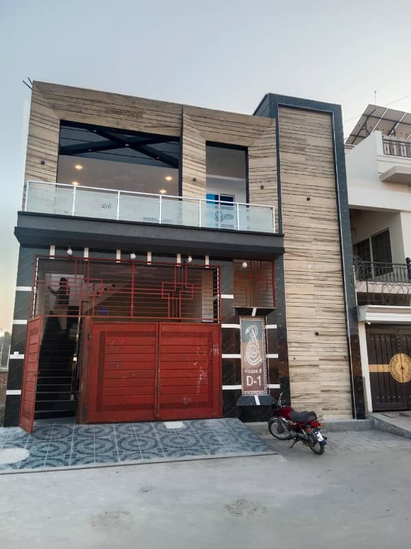 Gulbarg Avenue yazman road New brand Spanish 5 marly proper double story house for sale 0