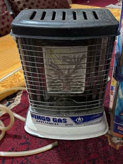 ye gas heater hai. acha condition main hai.